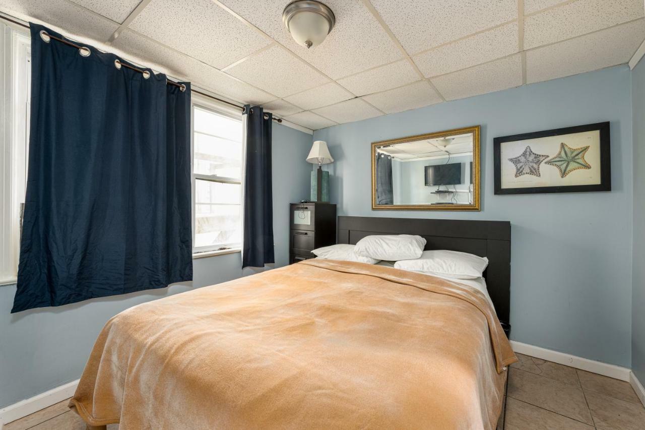 Boardwalk Hotel Charlee & Apartments Beach Hotel Oceanfront Seaside Heights Exterior foto
